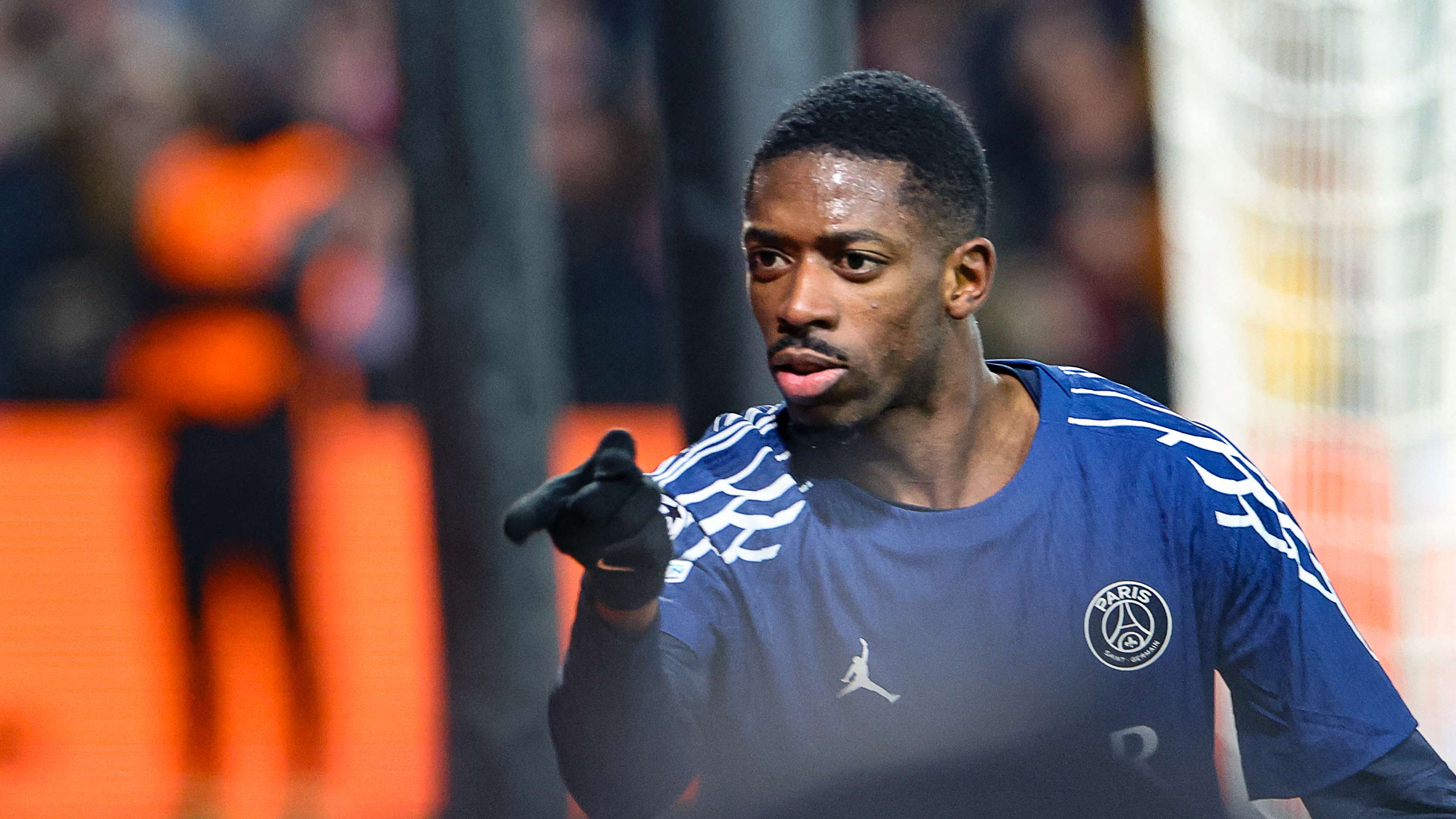 始崭露头角 始崭露头角